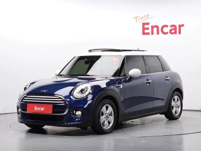 2015 MINI Cooper