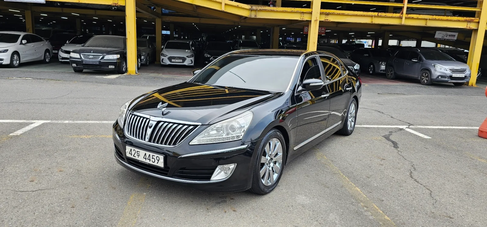 2012 Hyundai Equus