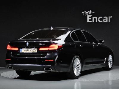 2021 BMW 5-Series