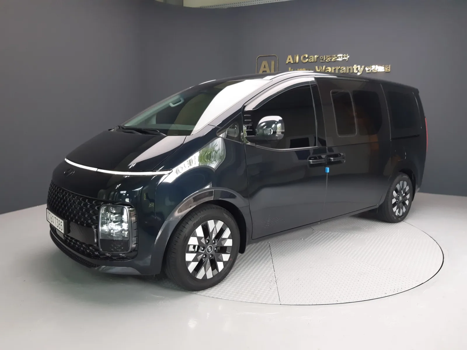 2023 Hyundai Staria