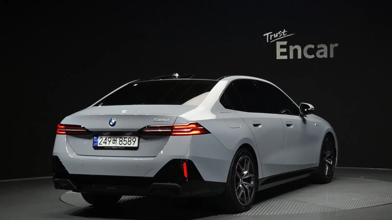 2024 BMW 5-Series