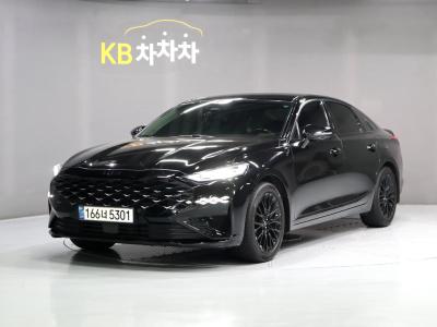 2022 Kia K8