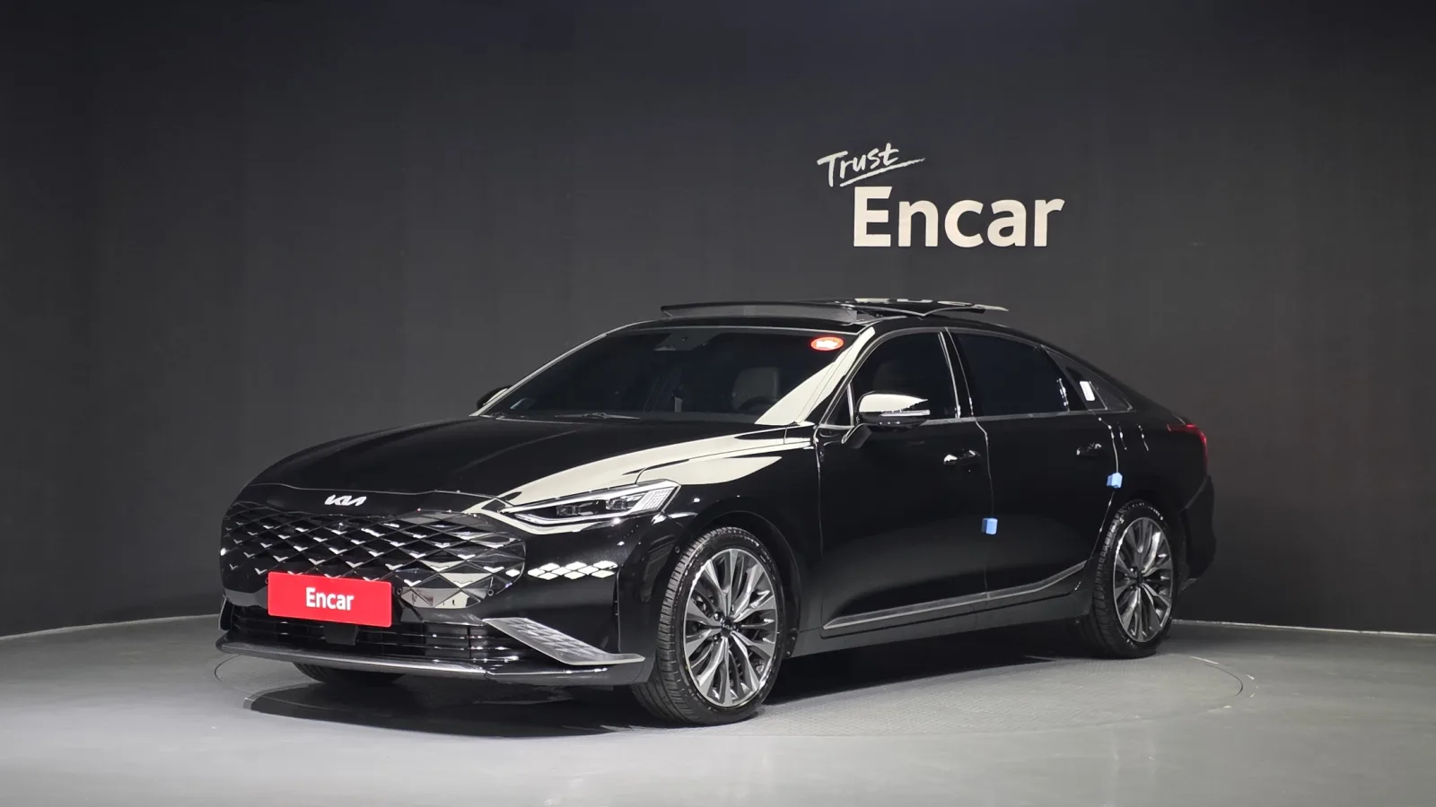 2023 Kia K8