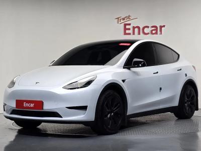 2025 Tesla Model Y