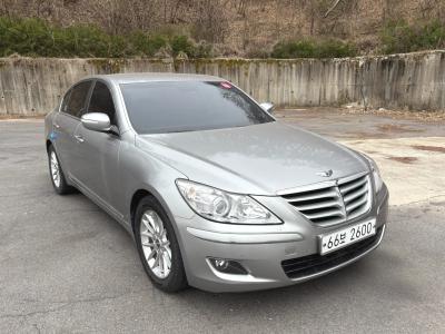 2010 Hyundai Genesis
