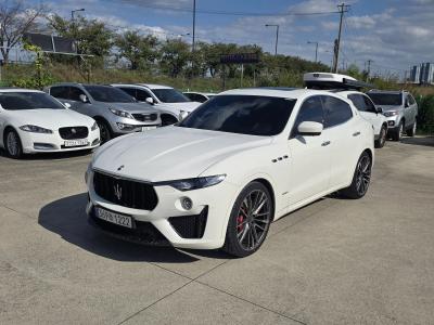 2019 Maserati Levante
