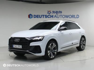 Audi Q8 2023