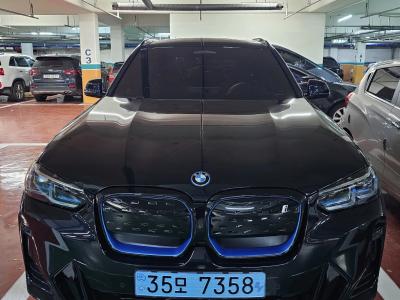 2024 BMW iX3