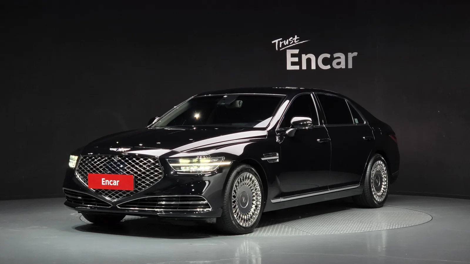 2020 Genesis G90