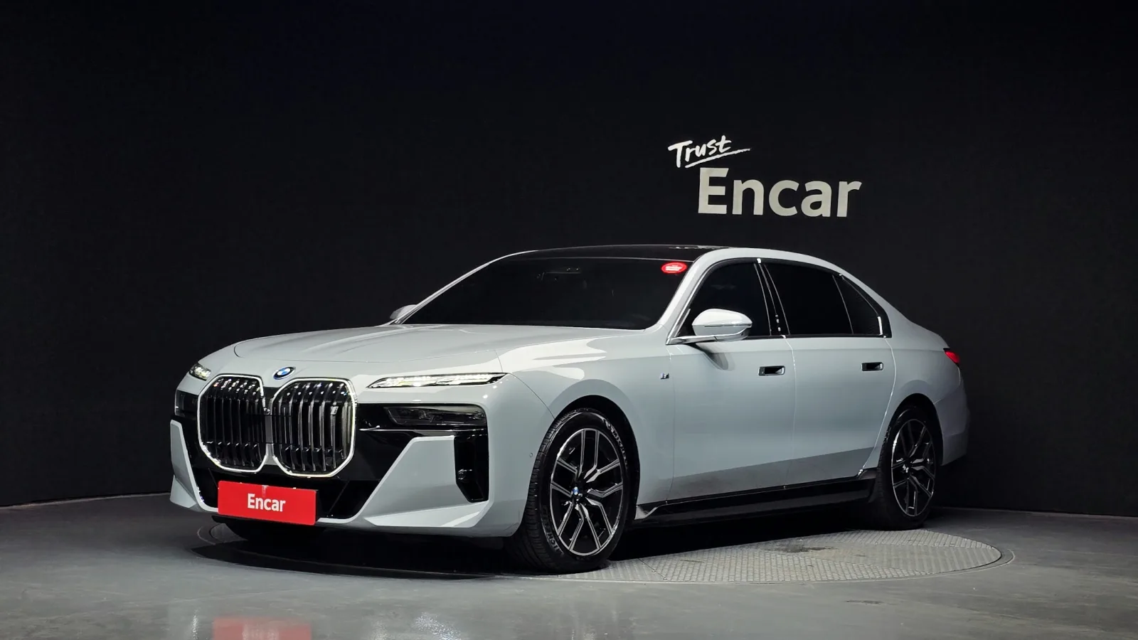 2023 BMW i7