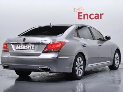 2010 Hyundai Equus