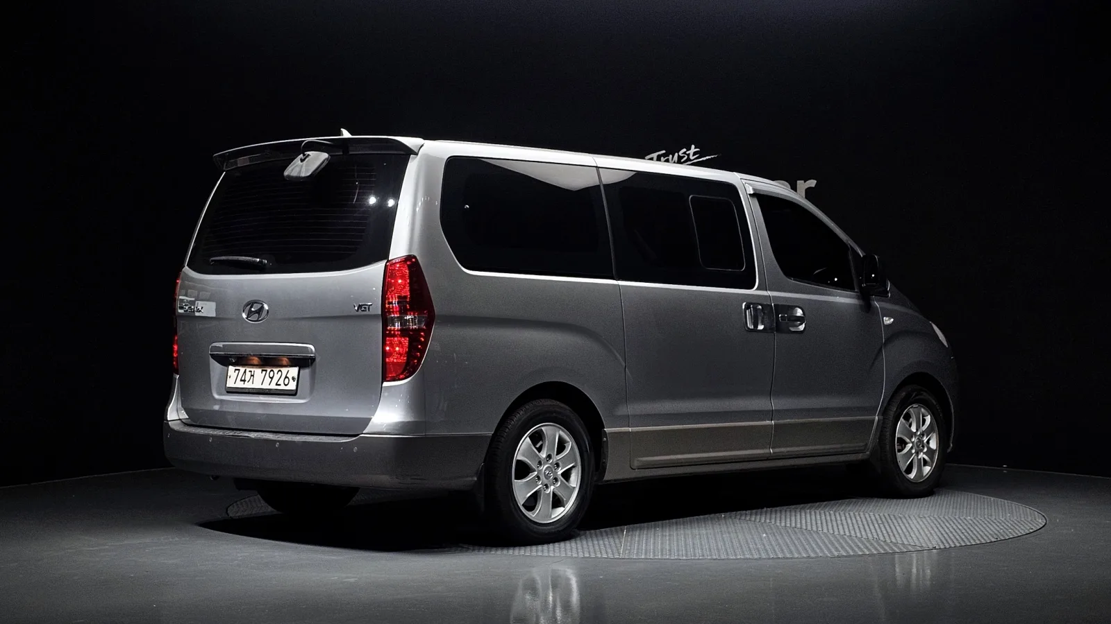 2014 Hyundai Starex