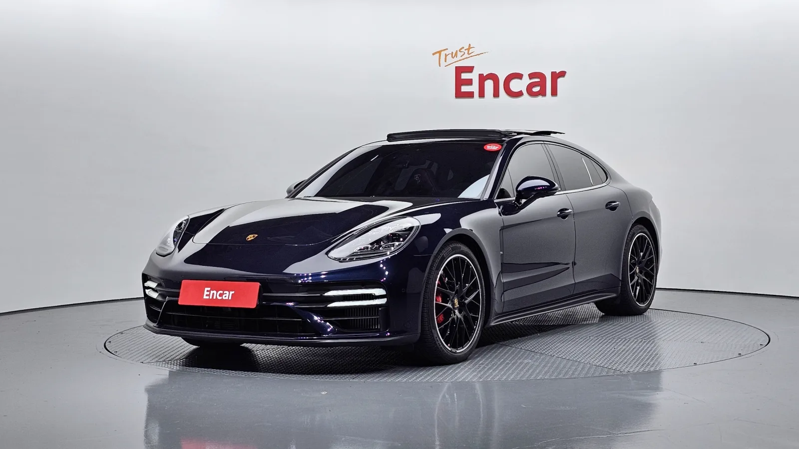 2022 Porsche Panamera