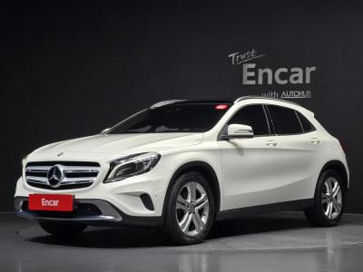 2016 Mercedes-Benz GLA-Class