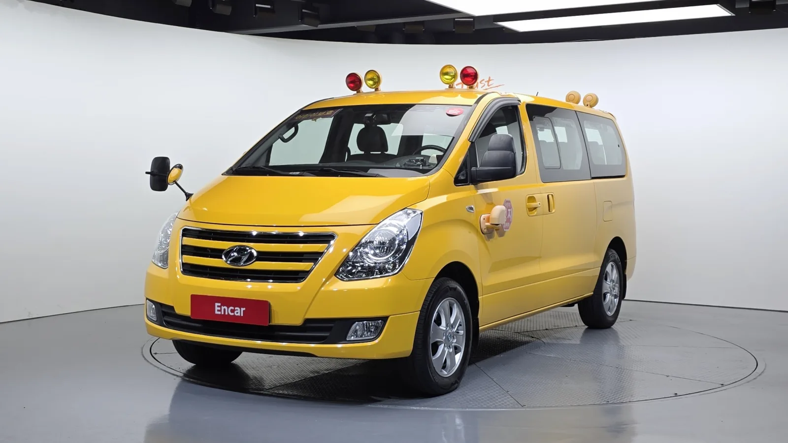 2016 Hyundai Starex