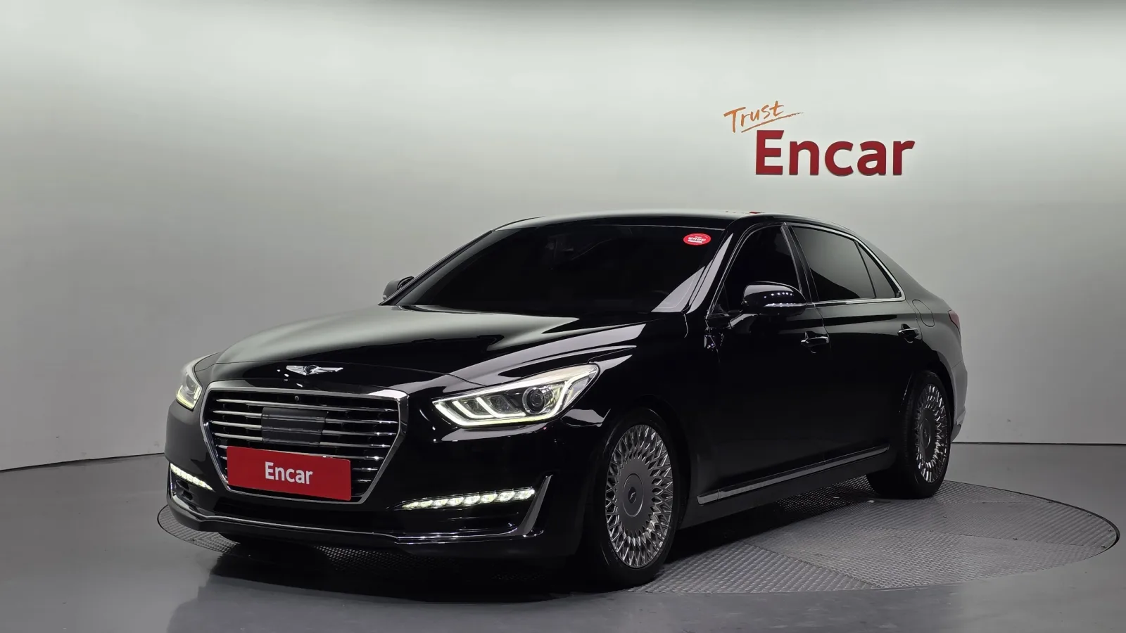 2016 Genesis EQ900