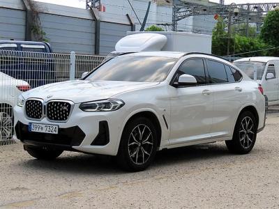 2022 BMW X4