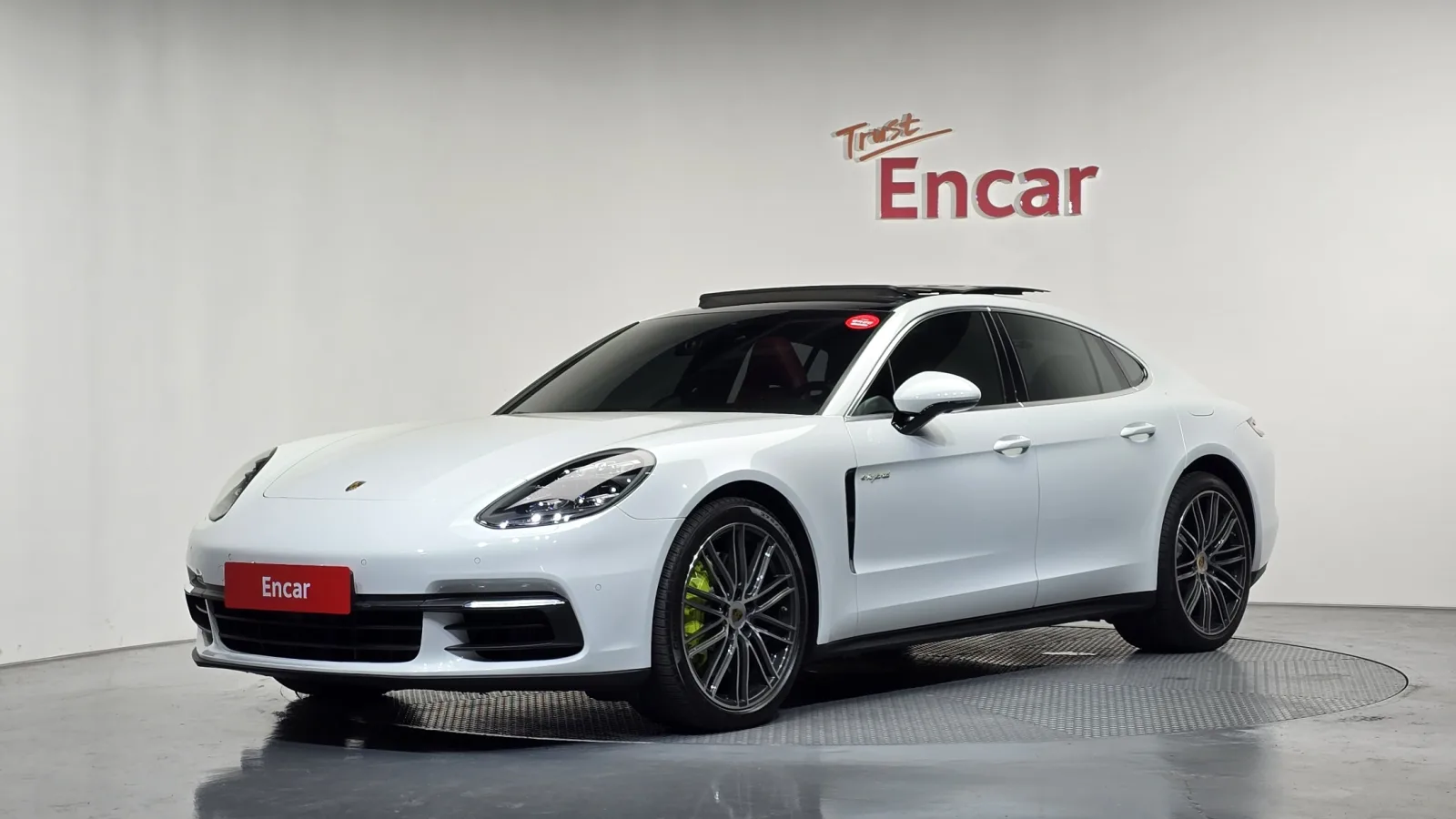 2018 Porsche Panamera
