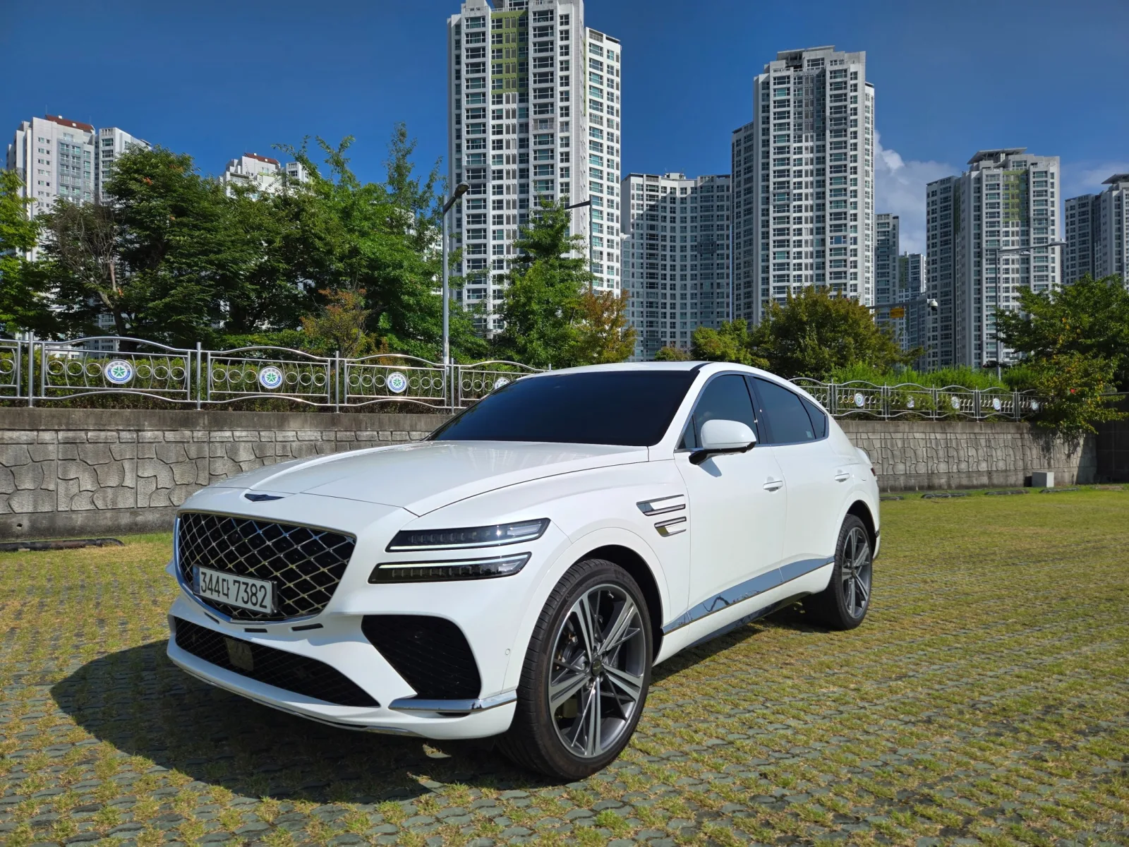 2024 Genesis GV80
