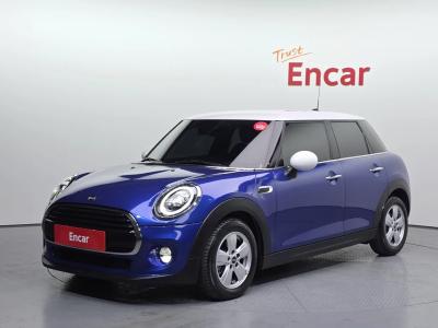 2019 MINI Cooper