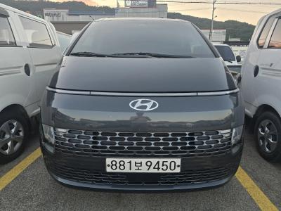 2023 Hyundai Staria