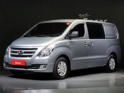 2017 Hyundai Starex