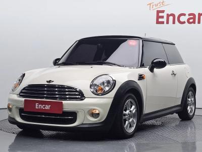 2012 MINI Cooper