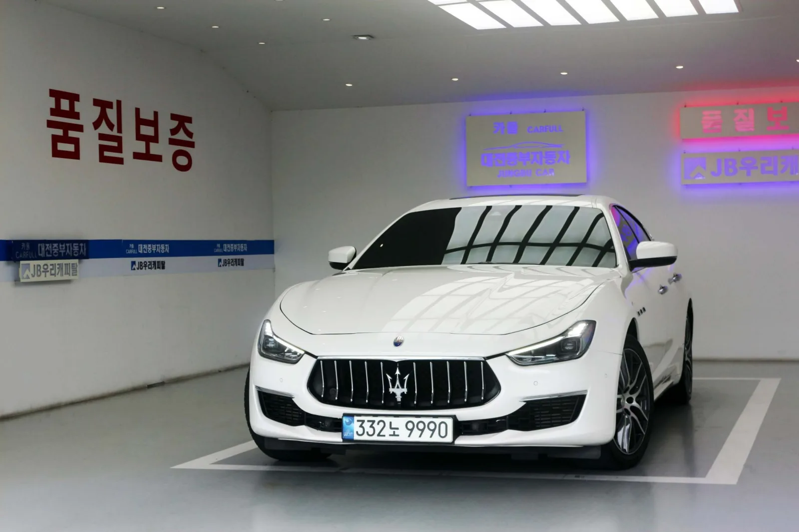 2021 Maserati Ghibli