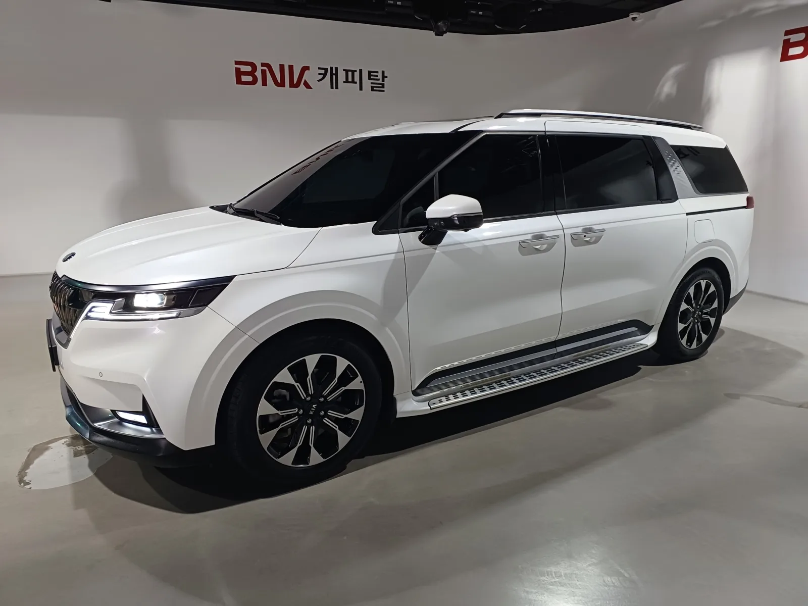 2021 Kia Carnival