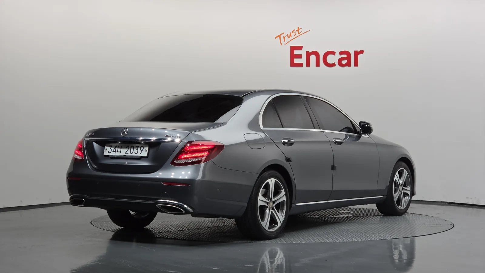 2017 Mercedes-Benz E-Class