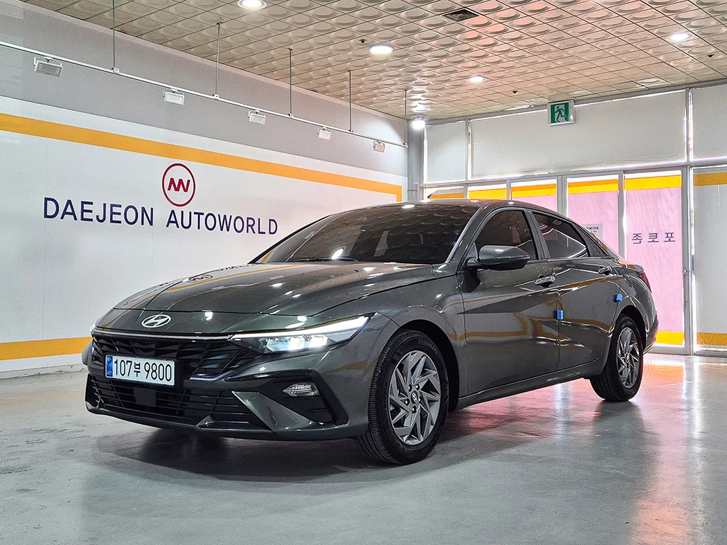 2024 Hyundai Elantra