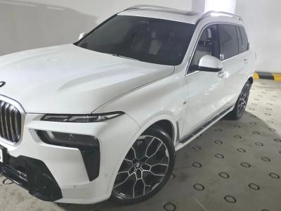 2025 BMW X7