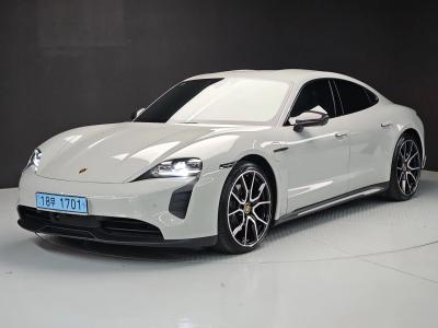 2023 Porsche Taycan