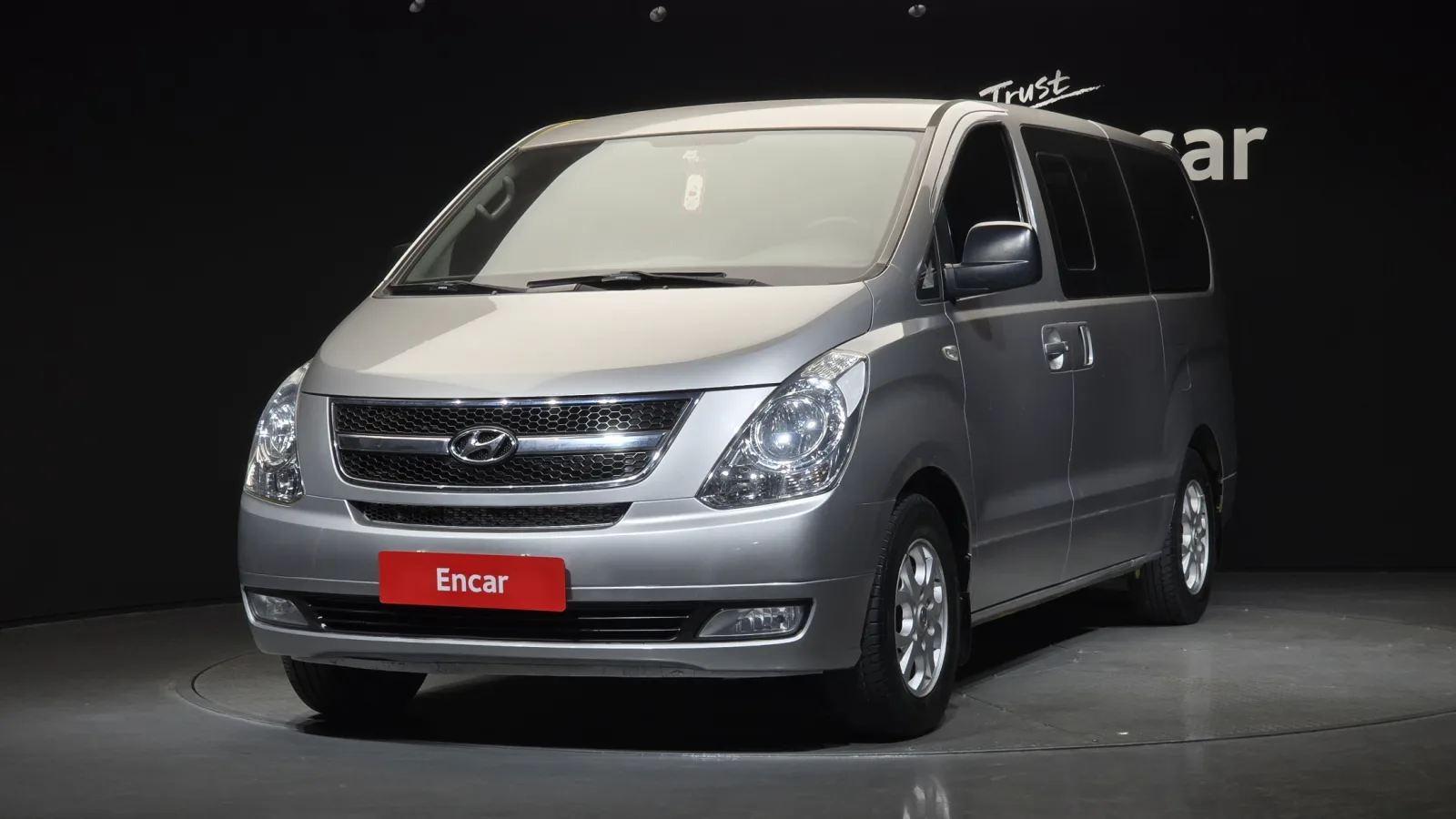 2013 Hyundai Starex