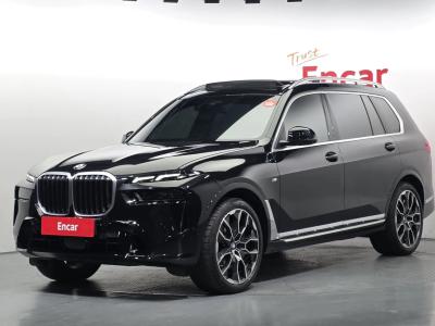 2025 BMW X7