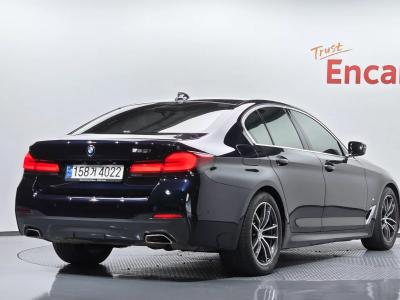 2022 BMW 5-Series
