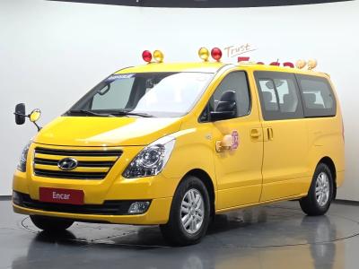 2016 Hyundai Starex