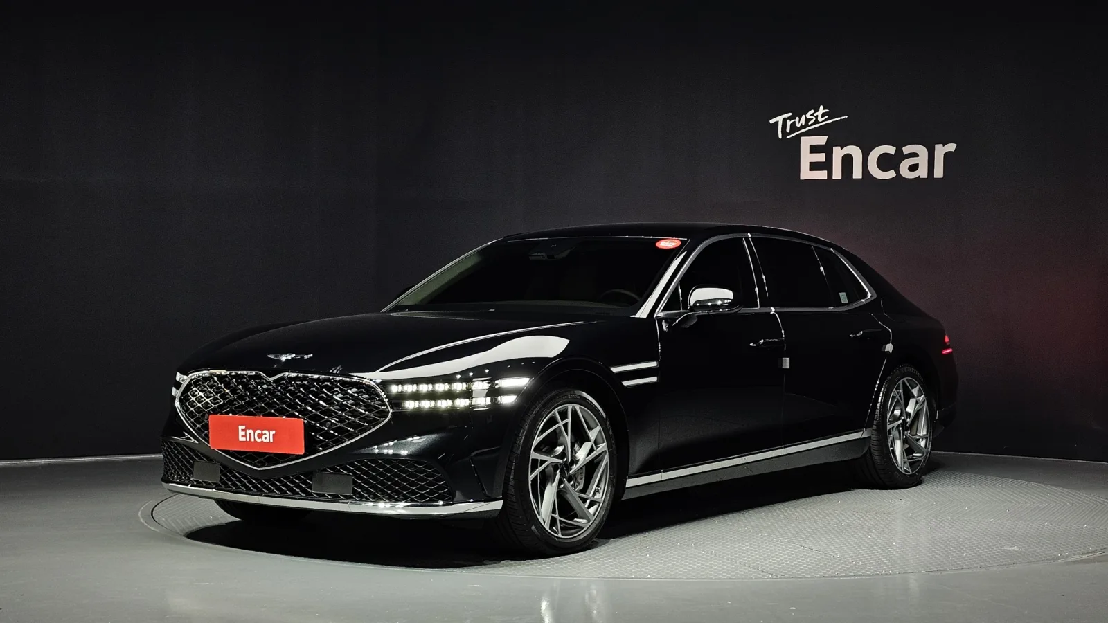 2022 Genesis G90