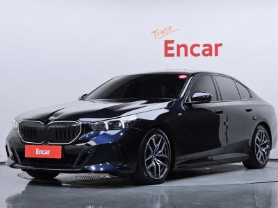 2024 BMW i5