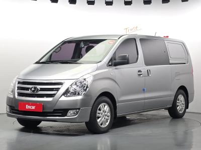 2017 Hyundai Starex