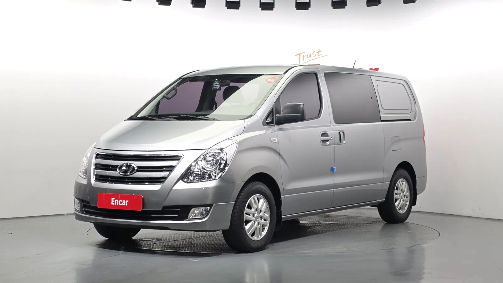 2017 Hyundai Starex