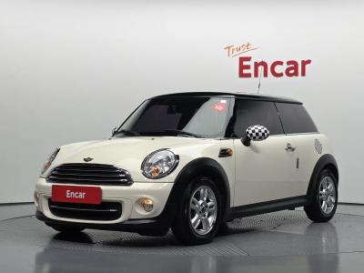 2013 MINI Cooper