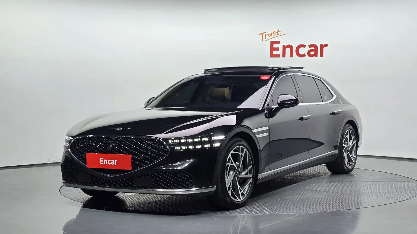 2023 Genesis G90