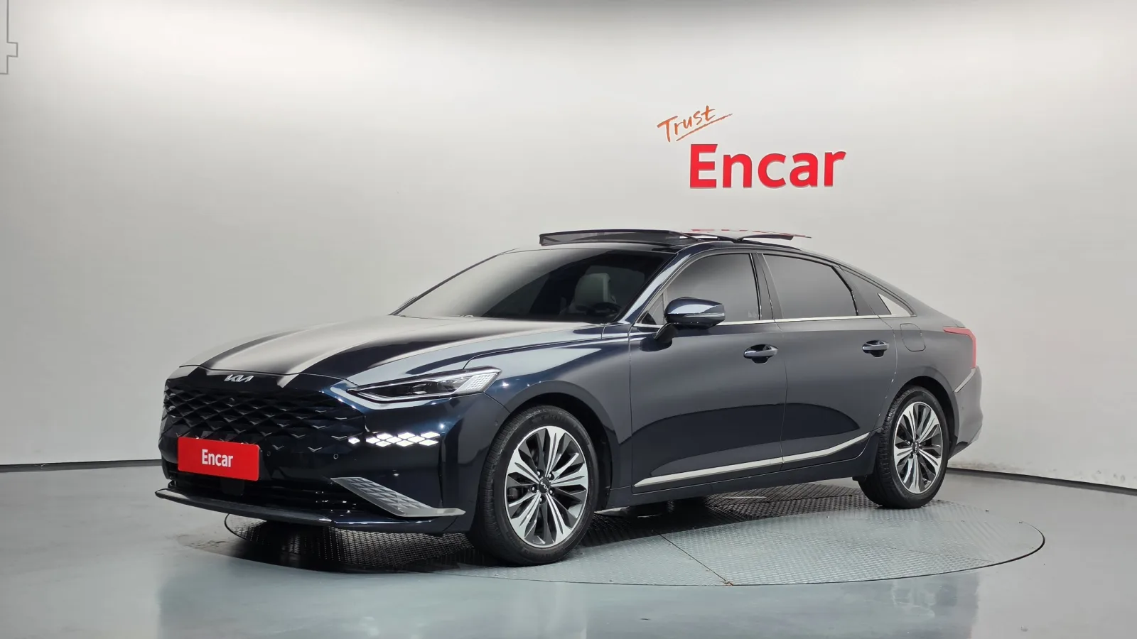2023 Kia K8