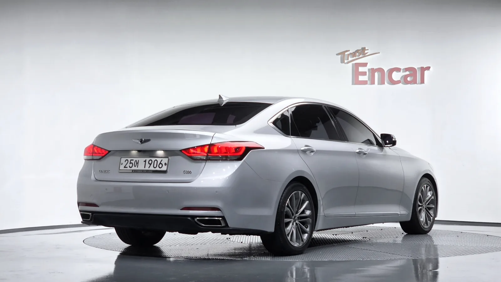 2014 Hyundai Genesis