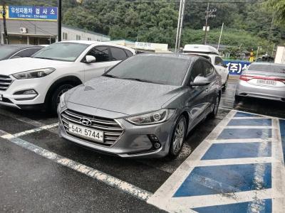 2016 Hyundai Elantra