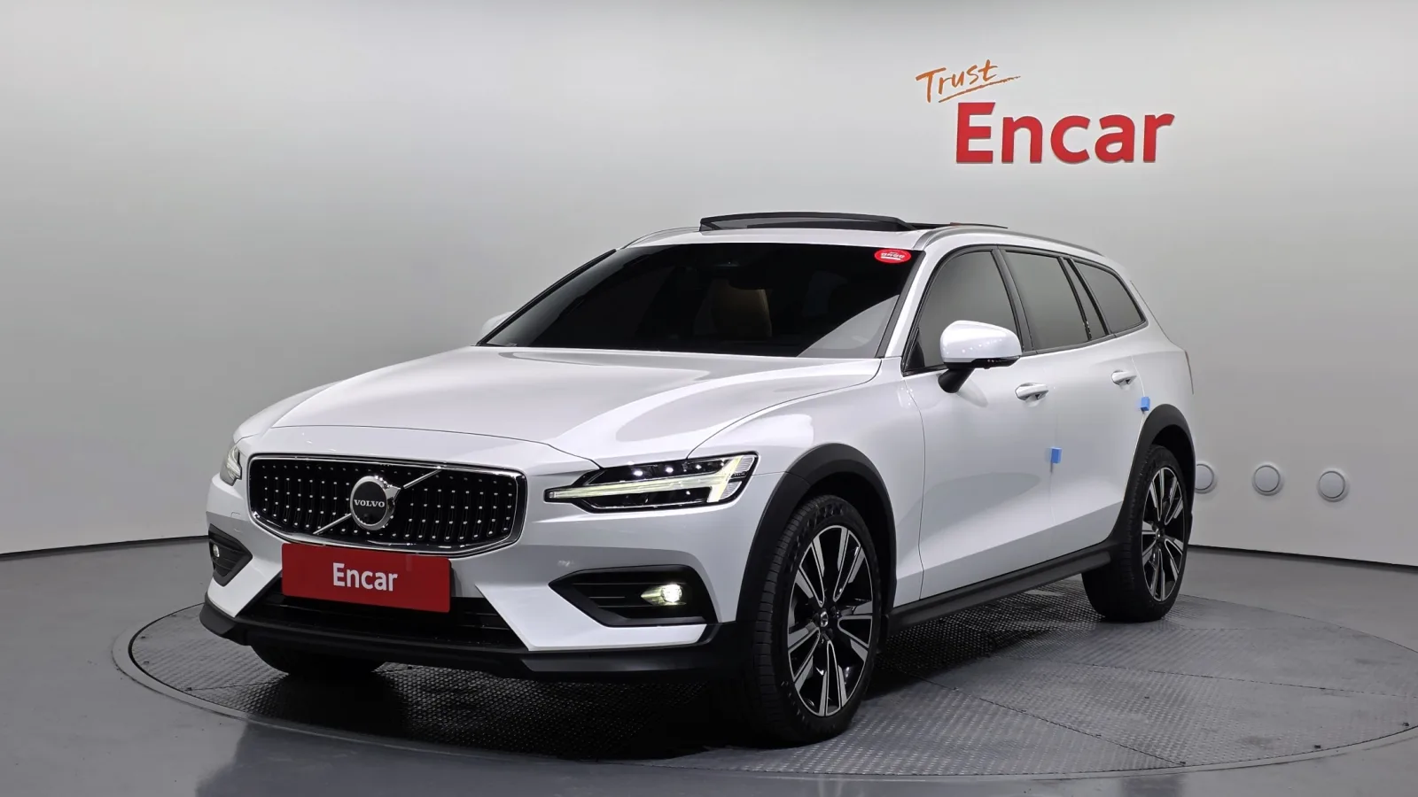 2023 Volvo V60