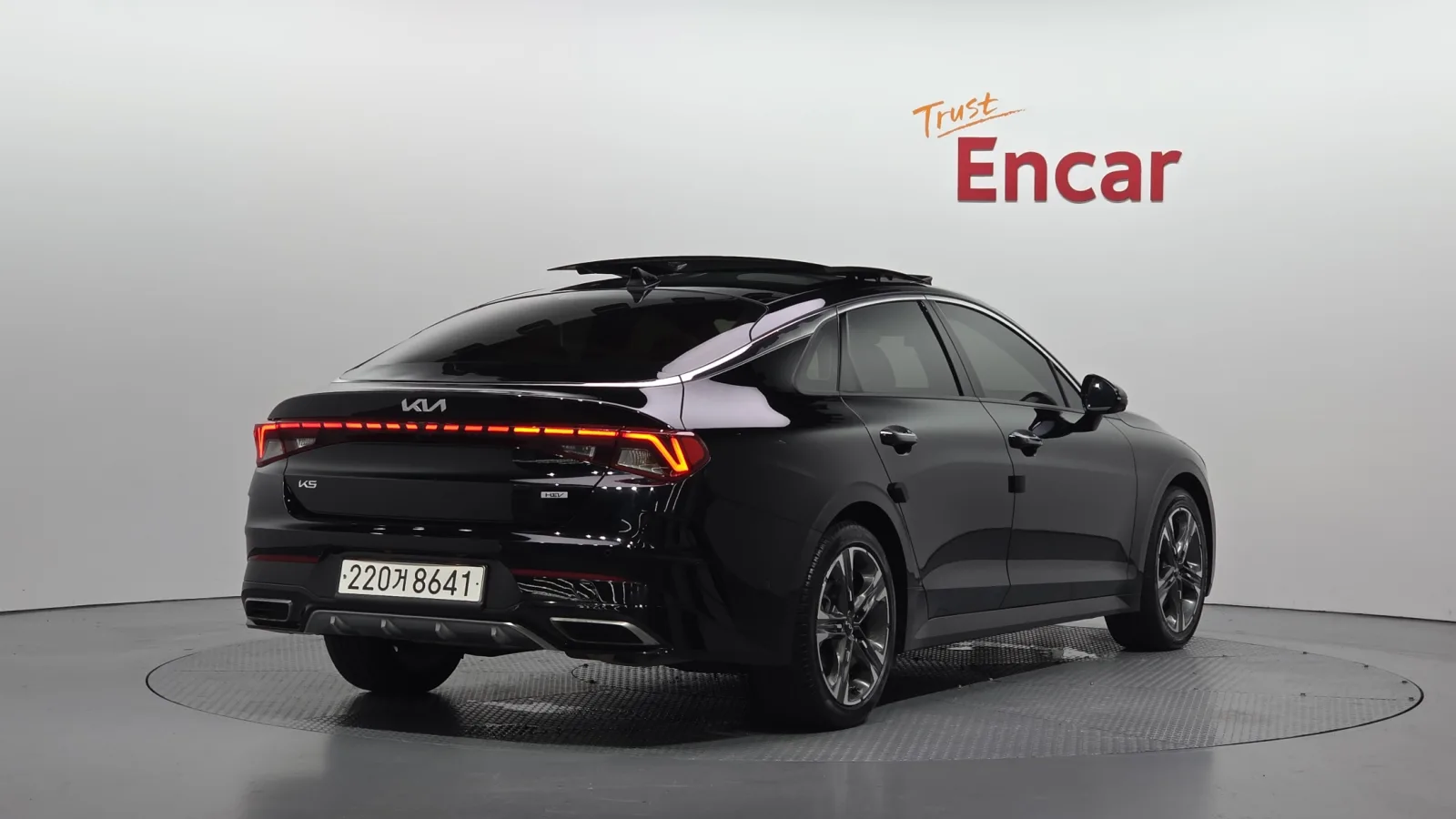 2023 Kia K5