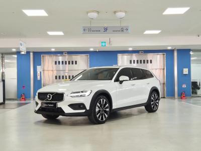 2026 Volvo V60