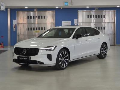 2026 Volvo S90